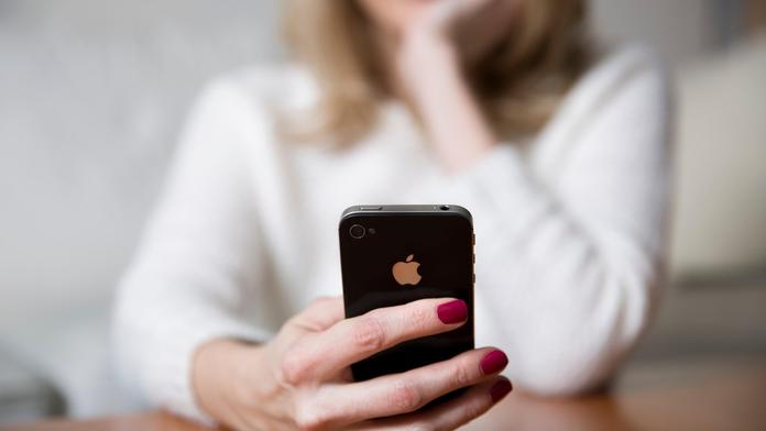 Časté užívání telefonu zvyšuje riziko vzniku rakoviny, ukázala nová studie