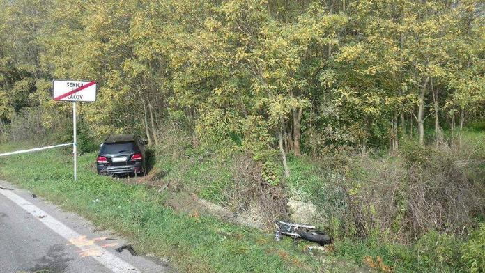 Kluk (†18) bez řidičáku sedl na motorku, zabil se při předjíždění!