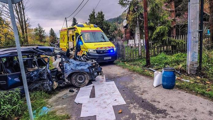Chlapec (13) ukradl dědečkovi auto a boural. Zemřel jeho 15letý kamarád