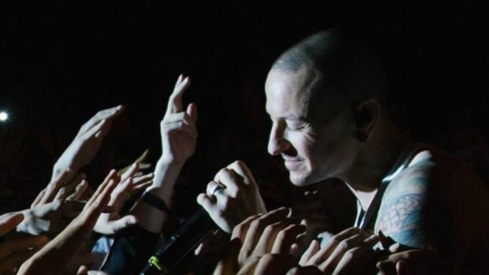 Zpěvák Linkin Park se zabil v novém domě! Pořídil ho pro rodinu