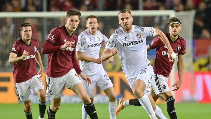 Tomáš Chorý z Plzně v zápase proti Spartě