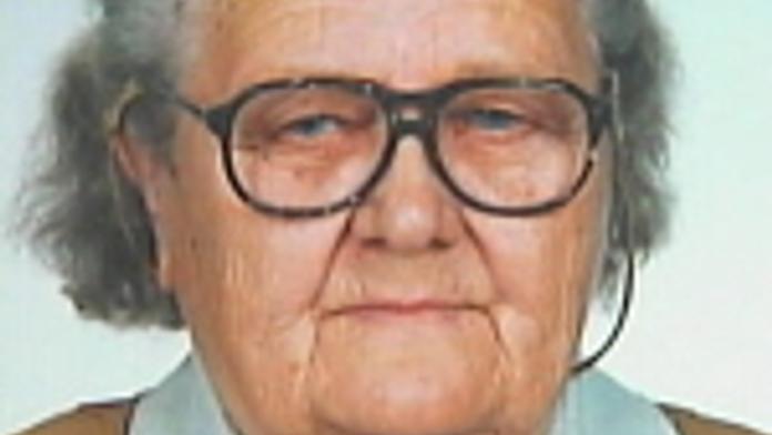 Kriminalisté pátrají po 82leté seniorce! Ráda se toulá po Čechách