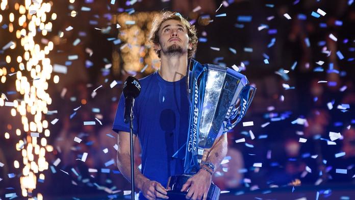 Zverev podruhé vyhrál Turnaj mistrů. Medveděva porazil ve dvou setech