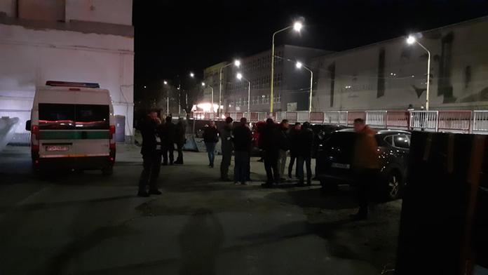 Kolegu zastřeleného policisty obvinili z vraždy. Je na psychiatrii, má jít do vazby