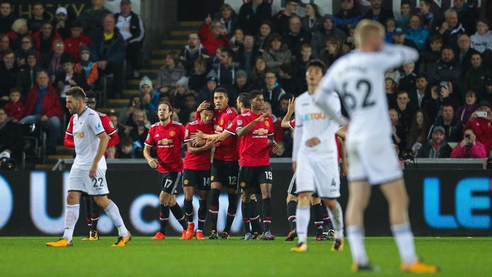 Postup Manchesteru United zařídil Lingard! Swansea dal dva góly