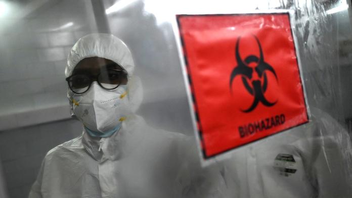 Vědec poprvé promluvil o původu covidu. Tušil, že wuchanský experiment je riziko