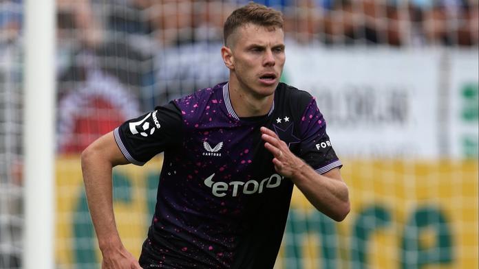 Evropské utkání, hlásí po remíze Douděra. Při oslavě gólu se rozplynul
