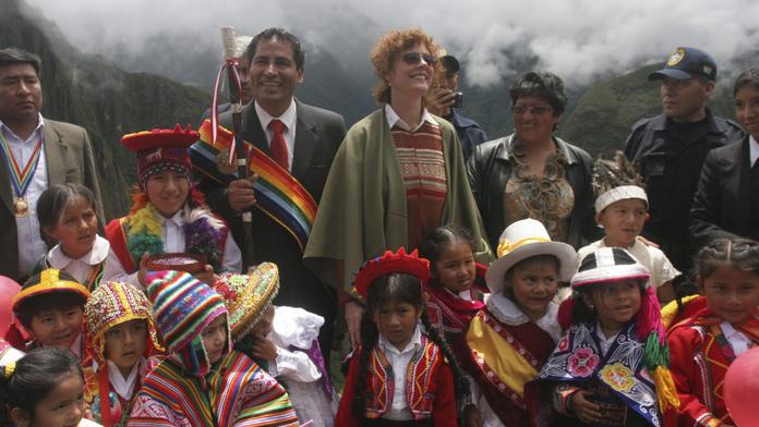 Spisovatel Llosa vyhrál, literární Nobelovka míří do Peru