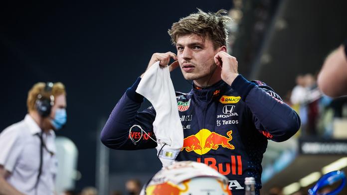 Kvalifikaci na klíčový závod vyhrál Verstappen, Hamilton byl druhý