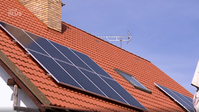 Solární elektrárna s baterií: Vyšší cena za větší energetickou soběstačnost