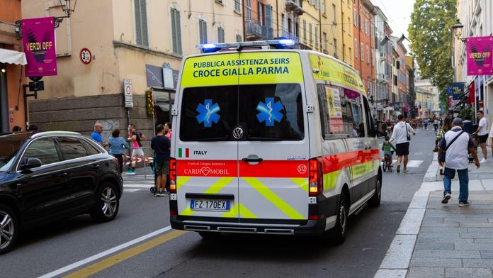 Řidič sanitky měl zabít pět pacientů. Policie vyšetřuje sérii úmrtí