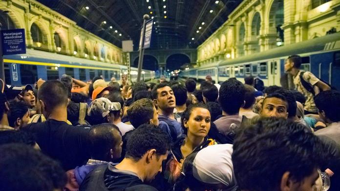 Nové uprchlické kvóty! Uprchlíků budeme muset přijmout třikrát víc