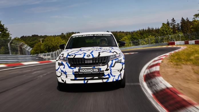 Kodiaq RS konečně vystrčil růžky. Zajel rekord na Nordschleife!