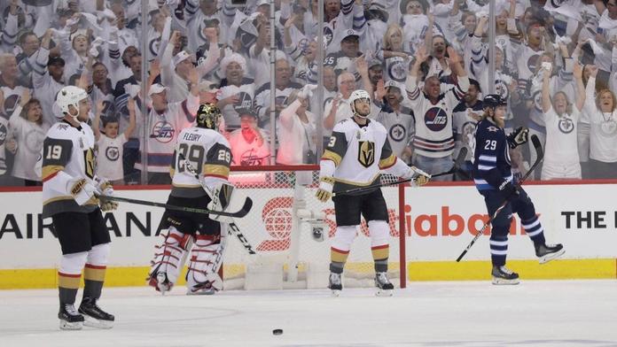 Rozjetý Winnipeg zaskočil Vegas. Jets vyhráli 4:2 a ujali se vedení!