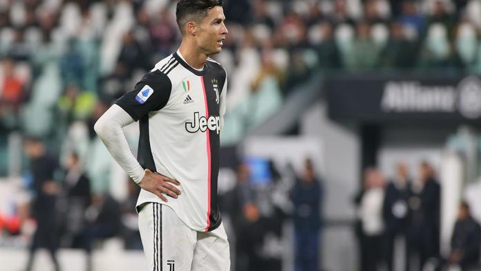 Cristiano Ronaldo má průšvih! Nestihne včas sraz Juventusu