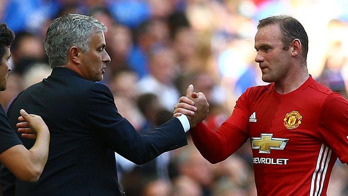 Rooney na odchodu? Nezaručím, že zůstane, přiznal Mourinho