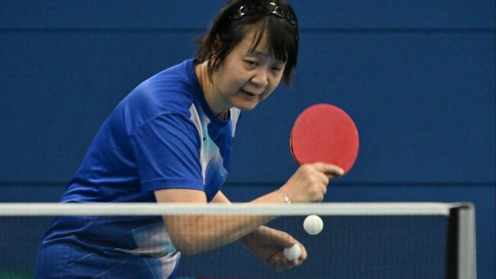 Inspirující příběh z Paříže: Stolní tenistka v 58 letech debutovala na olympiádě