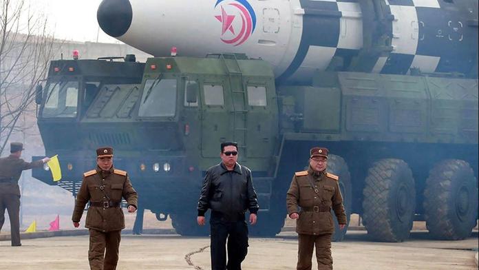 Severní Korea opět vystřelila rakety. Počet testů zbraní se stupňuje