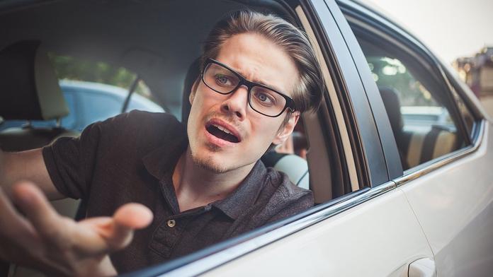 Řidičák na zkoušku? V současné podobě je to paskvil, varují experti
