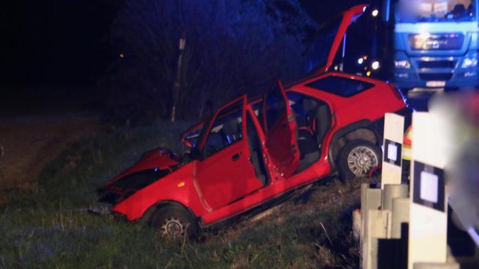 Řidička nedala přednost kamionu, zemřela i se spolujezdkyní