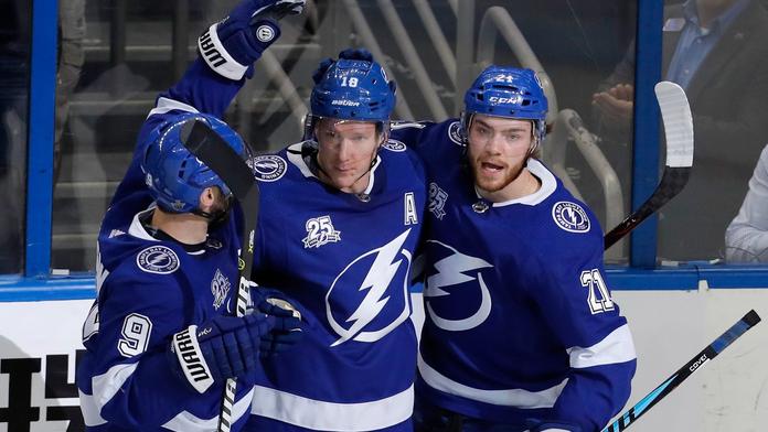Tampa nic nevzdává! Má první výhru i díky Palátově nahrávce