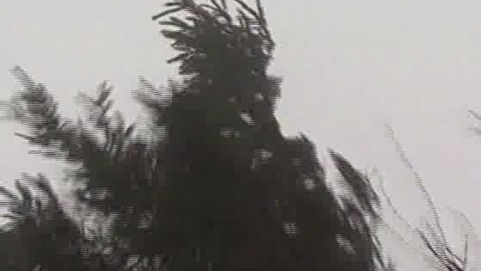 V domě v Liberci spadl v dětském pokoji strop