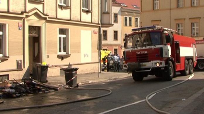 Domovní nástěnky jsou při požáru nebezpečné, budou se měnit