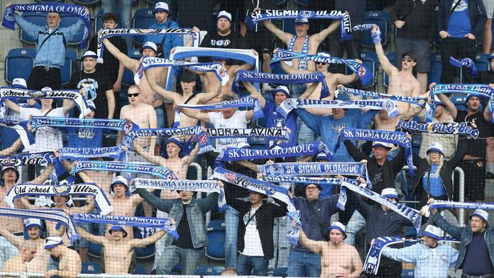 Finále poháru bez aktivních fans Sigmy. Zorganizují pouze pochod městem