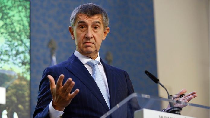 Babiš: Jednou je málo, 5 000 dáme každý měsíc! Vládní koalice se mu vysmála