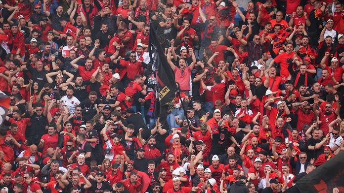 Srbové hrozí odstoupením z Eura. Žádají trest za skandování fanoušků