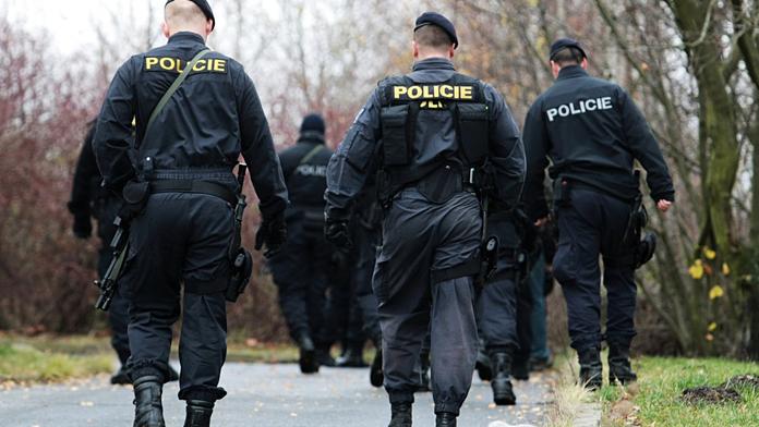 Eliška (2) zmizela s matkou. Ta ji nakonec přivedla na policii