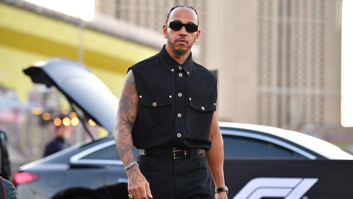 Dva měsíce a dost. Hamilton dal kopačky o 12 let starší hollywoodské hvězdě