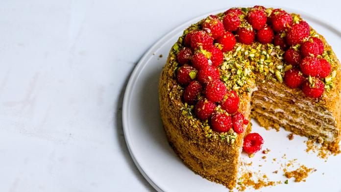 Medovník a indická specialita. Kupte tyto ingredience a vařte s Víkendovou Snídaní