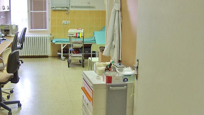VIDEO: Chlapec si hrál s výbušninou, utrhla mu ruku a popálila obličej