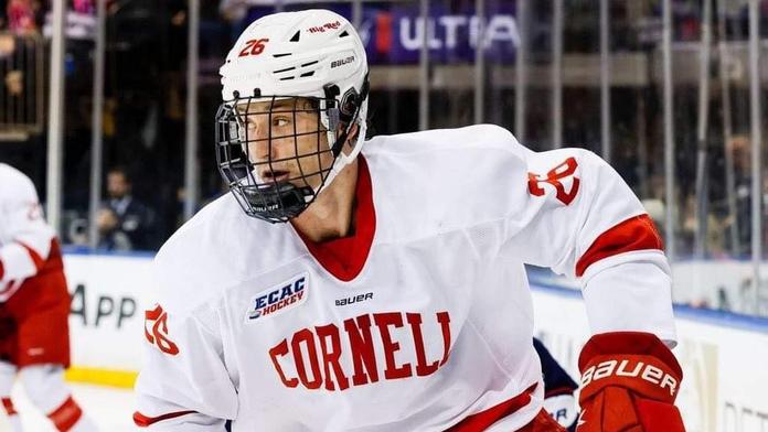 Odmítl Spartu i Harvard. Český talent má vlastní cestu a míří na kemp s Devils