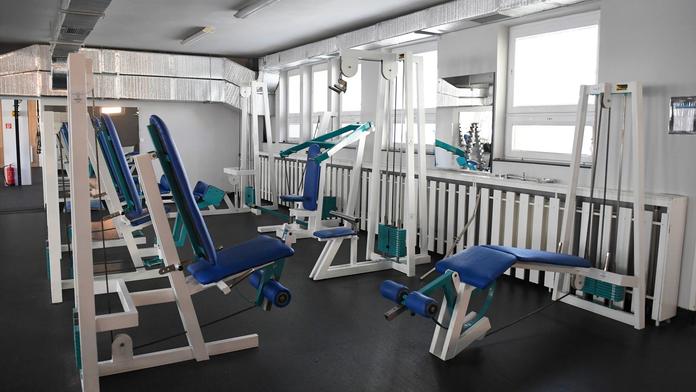 Amatéři mají opět smůlu! Od pátku se jim uzavřou vnitřní sportoviště