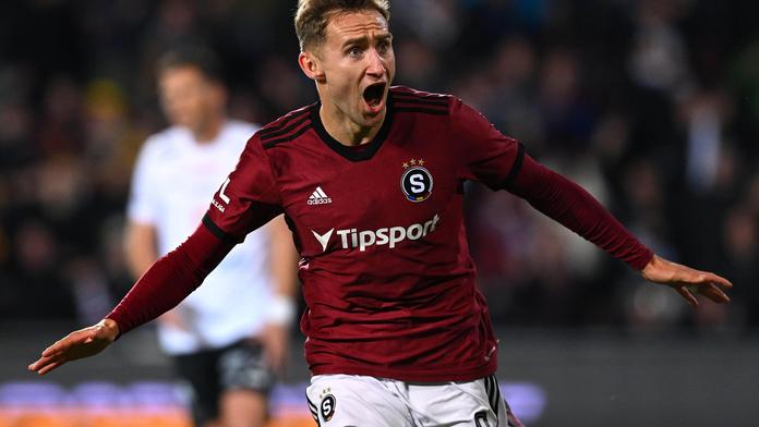 Kuchta dovedl Spartu dvěma góly k jasné výhře. Plzeň po debaklu v Mnichově vyhrála