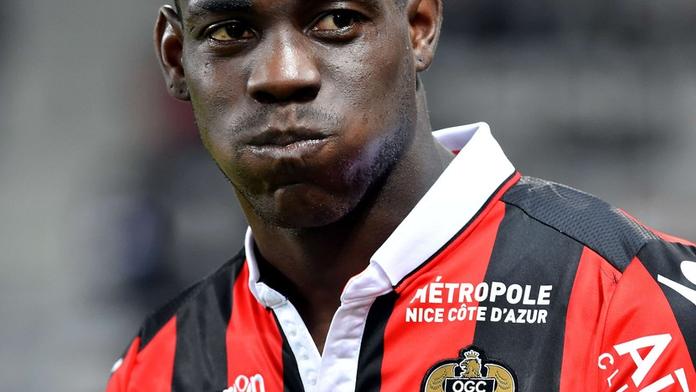 Průšvihář Mario Balotelli: Zahrával si s ochrankou na letišti! VIDEO