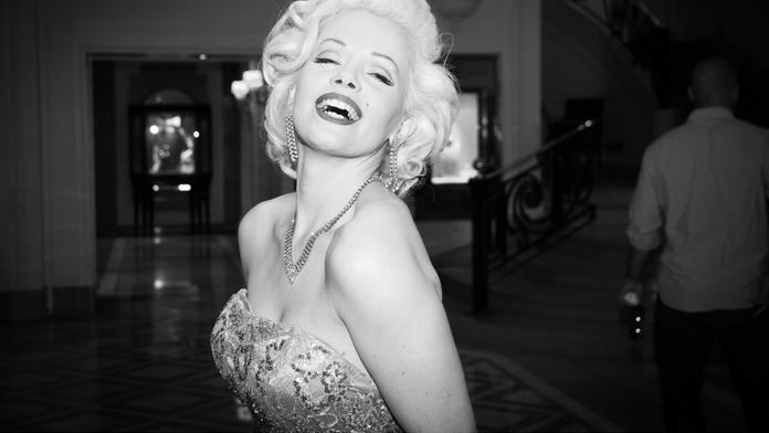 Policie objasnila zmizení děl z výstavy Marilyn Monroe! Šlo o podvod!