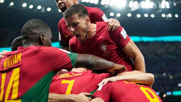 ON-LINE z MS ve fotbale, 9. den: Brazílie i Portugalsko postupují