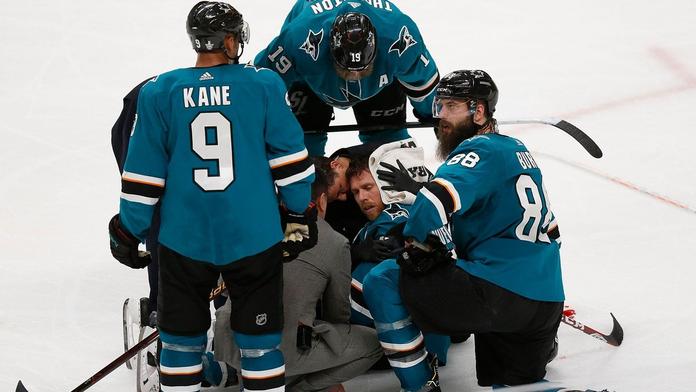 NHL se omlouvá Las Vegas! Vyloučení za faul prý bylo chybné