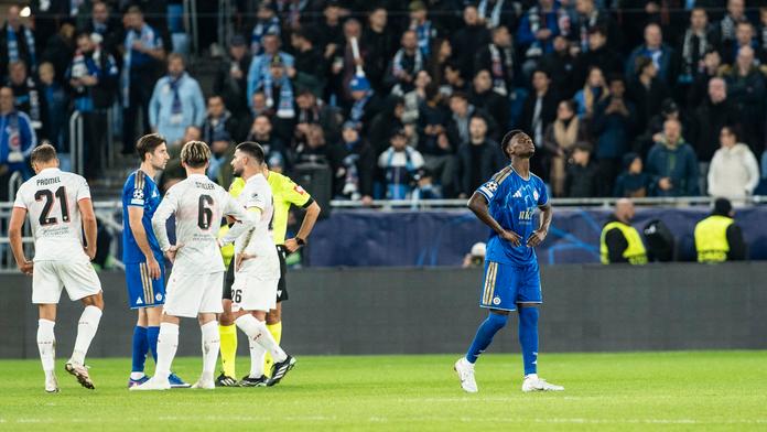 Další tvrdá rána pro Slovan v Lize mistrů. Stuttgart ho srazil i díky vlastnímu gólu
