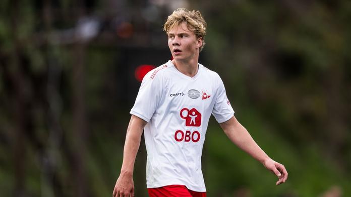 Sparta a Slavia sledují talentovaného dánského záložníka, ve hře je i Salcburk