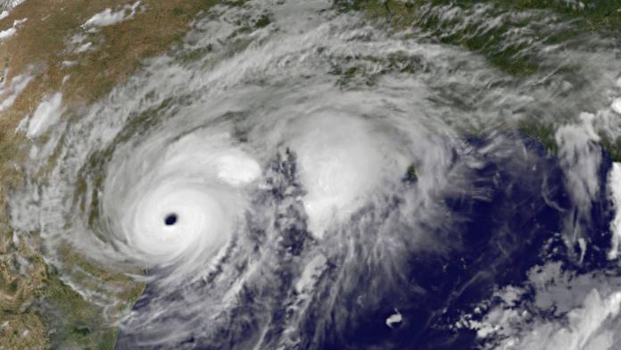 USA zasáhl nejsilnější hurikán od Katriny, v Texasu bořil domy