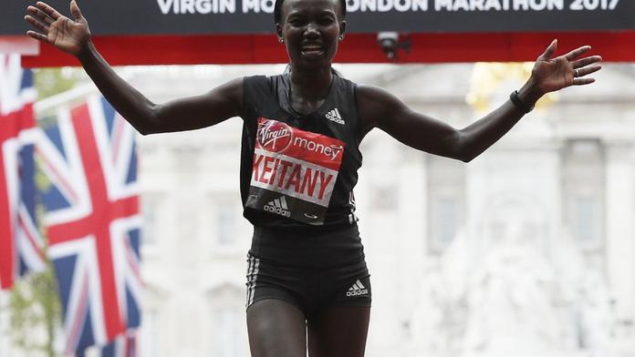 Keitanyová ovládla Londýnský maraton. Udělala světový rekord!