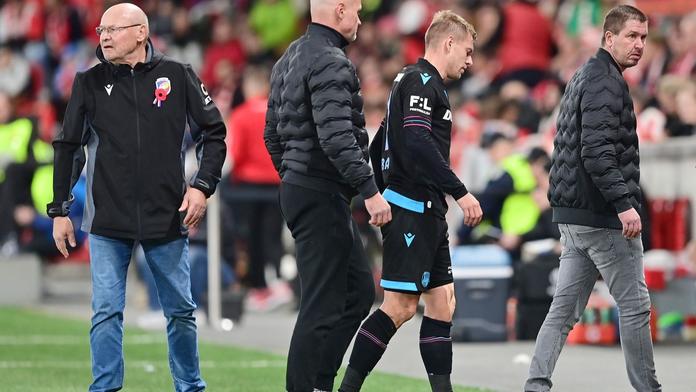 Matěj Vydra musel v utkání se Slavií střídat kvůli zranění