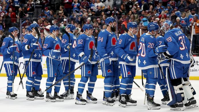 Colorado boří NHL. Vyrovnalo téměř stoletý rekord, MacKinnon dotáhl Hejduka