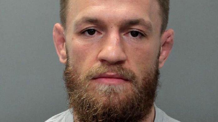 Muž, co mu McGregor zničil mobil: Prozradil, jak k incidentu došlo!