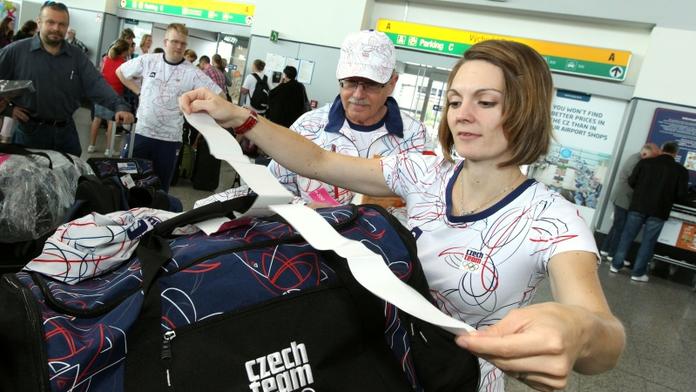 Střelkyně Emmons odletěla do Londýna uvolněná, nejvíc se těší na tátu