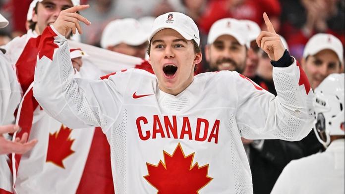 Chicago vyhrálo NHL loterii a má na dosah největší talent posledních let